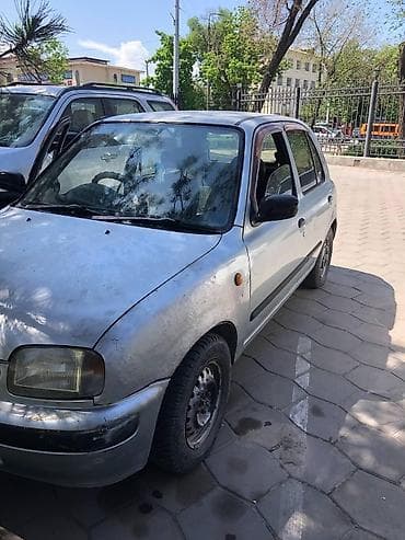 сиденья на голф: Nissan March: 1996 г., Автомат, Бензин, Хэтчбэк — 2