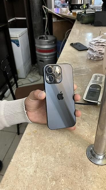 iphone в корпусе 16: IPhone 16
Pro цвет Black Titanium
АКБ 90%
Память 256 — 1