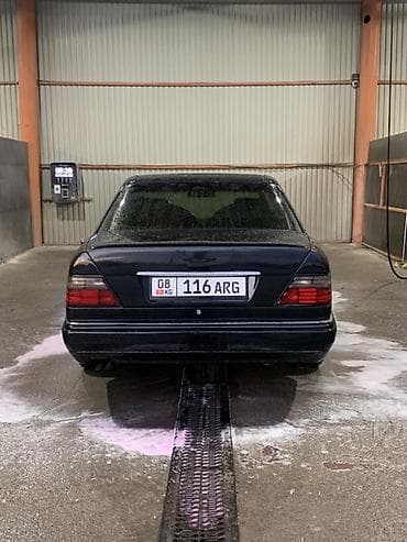 2 8: Mercedes-Benz E-Class: 1994 г., 3.2 л, Автомат, Газ, Седан — 2