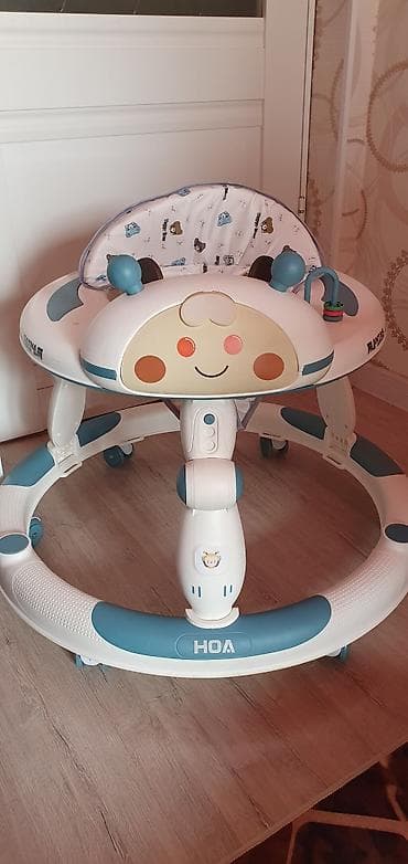 Продаю АБСОЛЮТНО НОВЫЙ детский ходунок HOA (круглая база) Ни разу не