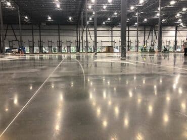 заливка пола: Стяжка Бесплатная консультация, Гарантия Больше 6 лет опыта — 4