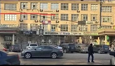 Недвижимость: Аренда офисов, 37 м², В административном здании, С видом на горы, 1 линия, С отдельным входом — 2