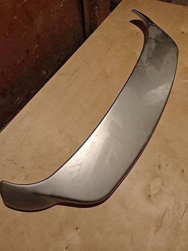 спойлеры: Задний спойлер Subaru 2002 г., Б/у, Оригинал — 2