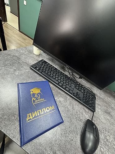 Административный персонал: Бухгалтер. Без опыта — 1