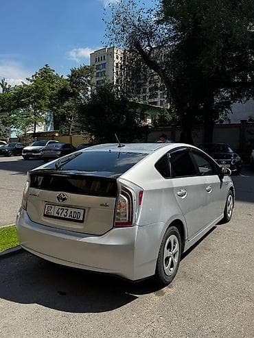 prius: Toyota Prius: 2013 г., 1.8 л, Автомат, Гибрид, Хэтчбэк — 2
