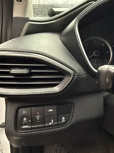 авто за 200000: Hyundai Santa Fe: 2019 г., Автомат, Кроссовер — 3