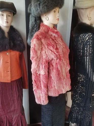 серое пальто мужское: Теплые шубки из мутона .размер 46,48.цена 7 тыс сом — 10