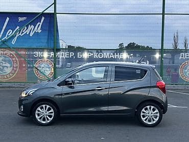 Продажа авто: Chevrolet Spark: 2022 г., 1 л, Вариатор, Бензин, Хэтчбэк — 3