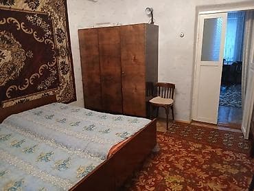 70: 🏡 Продаётся частный дом с участком 📍 Район: Пишпек 🏠 Количество — 10