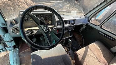 машина бус: Mercedes-Benz : 1982 г., Механика, Дизель, Фургон — 4