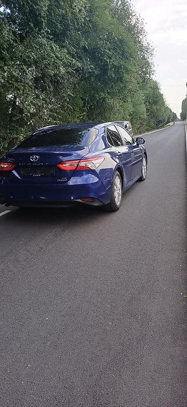 corolla s: Toyota Camry: 2018 г., Вариатор, Гибрид, Седан — 2