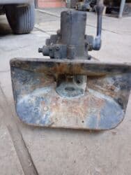 реечный домкрат: Фаркоп Для грузовых авто Howo, Б/у, Самовывоз — 23