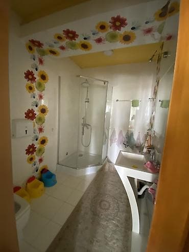 Бала бакчалар, бала багуучулар: 🏡 Сдается в аренду шикарный особняк в районе Акун! ✨ Идеальный — 10