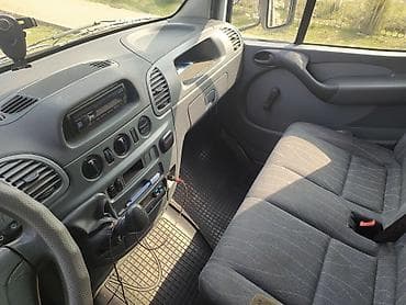 honda o: Эвакуатор, Mercedes-Benz, 2006 г., Ломаная — 6