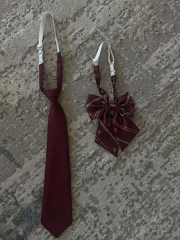 кийим сатам: Комплект, түсү - Кара — 1