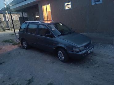 Унаа: Mitsubishi Space Wagon: 1992 г., 1.8 л, Кол менен иштөөчү, Дизель, Вэн/Минивэн — 4