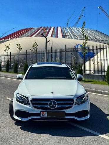 2020: Mercedes-Benz E-Class: 2020 г., 2 л, Автомат, Бензин, Седан — 1