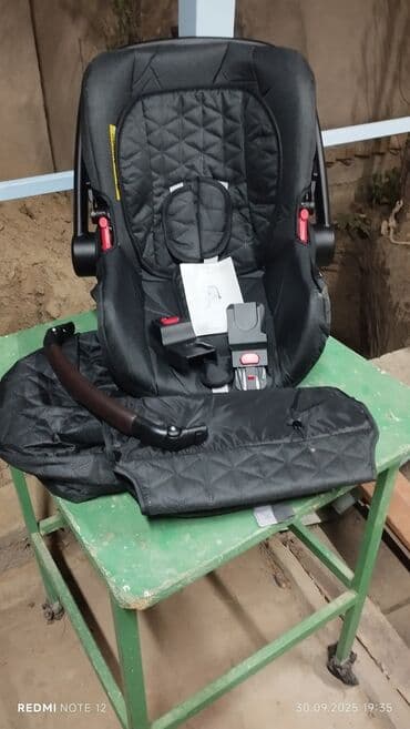 автомобильное кресло для грудничков: Автокресло, цвет - Черный — 2