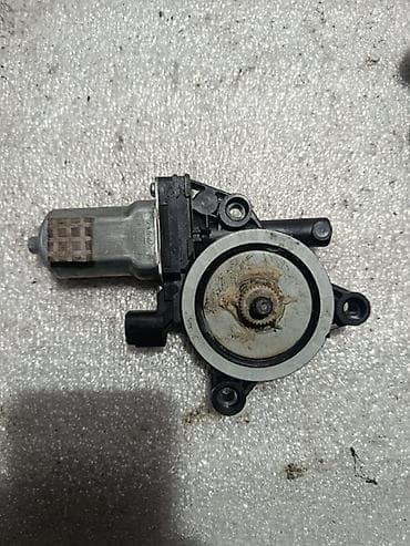 sonata: Электрический моторчик Hyundai 2016 г. — 2