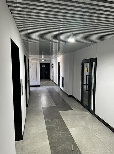open space: Аренда офисов, 92 м², В бизнес центре, С видом на горы, 1 линия, С оборудованием — 5
