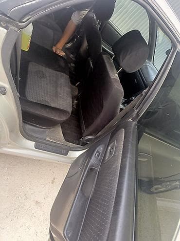 ласти: Subaru Impreza: 2000 г., 1.5 л, Автомат, Бензин, Седан — 4
