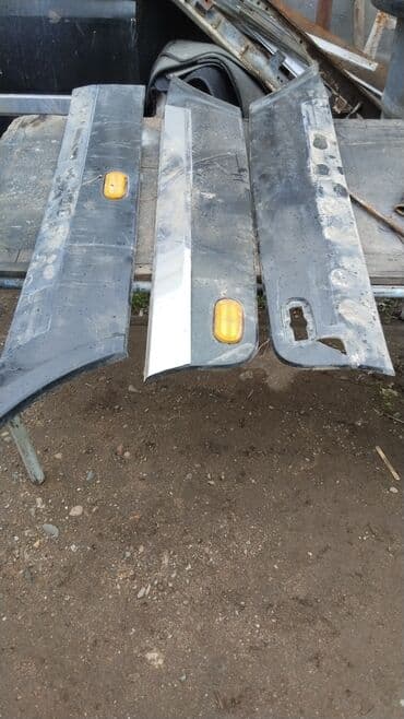 домкрат для спринтера: Декоративные накладки Mercedes-Benz, Б/у, Самовывоз — 1