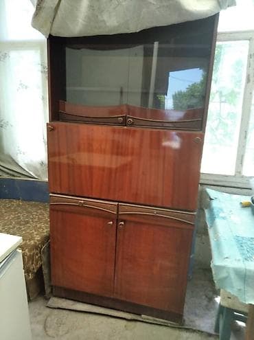 Книжный шкаф 4000, Столы 2000, Кровать 3000, Столик 3000 at lalafo.kg Книжный шкаф 4000, Столы 2000, Кровать 3000, Столик 3000