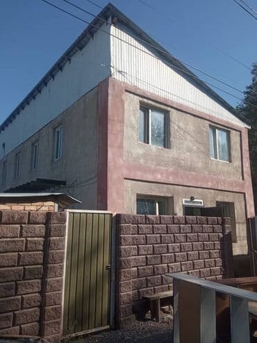 Үйдү ижарага алам: Үй, 3 кв. м, 15 бөлмө, Менчик ээси — 1