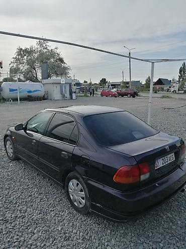 сивик 1996: Honda Civic: 1998 г., 1.5 л, Механика, Бензин, Седан — 3