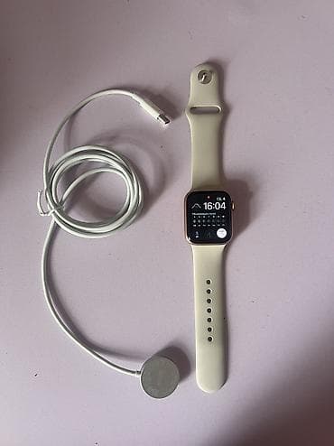 Apple Watch SE 40 мм (алюминий, GPS) - Размер корпуса: 40 мм - Корпус