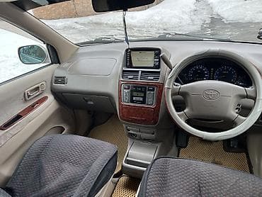 subary legasy: Toyota Gaia: 2002 г., 2 л, Автомат, Бензин, Минивэн — 9