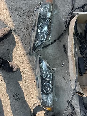 Комплект передних фар Toyota Б/у, Оригинал