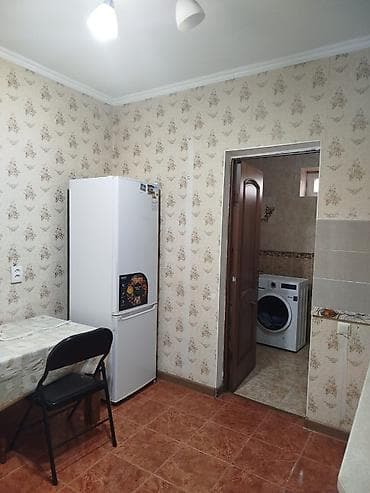 суточный квартира ошский рынок: 60 м², 3 комнаты, Забор, огорожен — 5