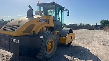 вибра каток: ПРОДАЮ Каток вибрационный в наличии XCMG XS223J - Тип: самоход — 3