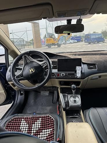 малибу гибрид: Honda Civic: 2008 г., 1.3 л, Вариатор, Гибрид — 9