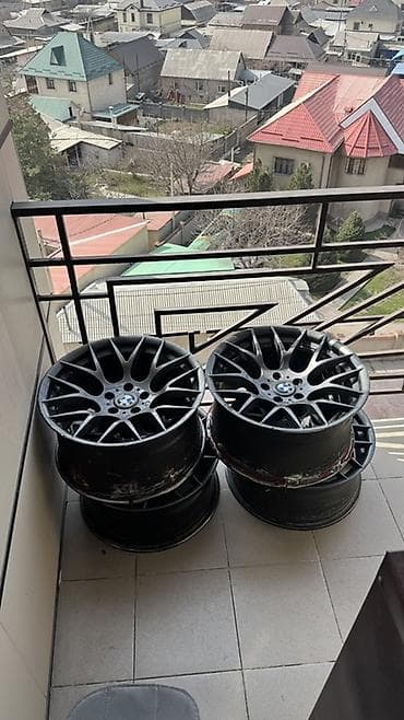 Диски: Литые Диски R 19 BMW, Комплект, отверстий - 5 — 1