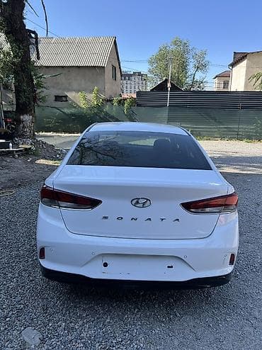 Hyundai Sonata: 2022 г., 2 л, Автомат, Газ, Седан — 4