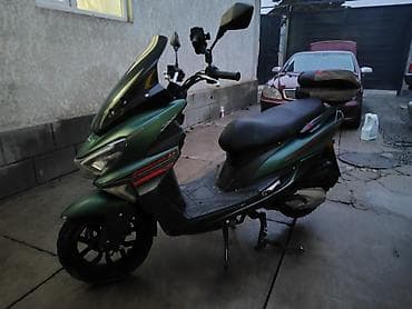 lend kruzer 200: Макси скутер 150 кубов. Вложений не требует, сел и поехал. Тяга — 2