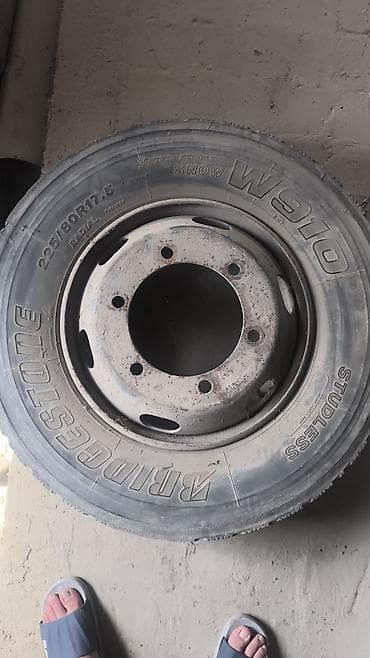952 2: Колеса в сборе 225 / 80 / R 17.5, Зима, 1 шт, Грузовики/Автобусы, Железные, отверстий - 6 — 1