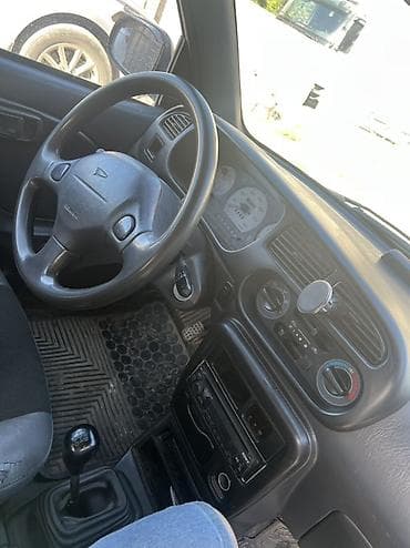 зеркало большие: Daihatsu Cuore: 2002 г., 1 л, Механика, Бензин, Хэтчбэк — 4