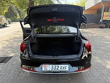 jac 9: Kia K8: 2021 г., Автомат, Гибрид — 4