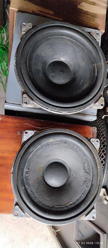 long stereo: Колонки 1картинка - вч динамики верхнии 6шт рабочии,нижняя пара — 10