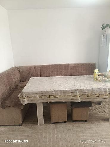 квартира домов: Продаётся жилой дом с навесом и двором. - Просторный крытый навес — 3