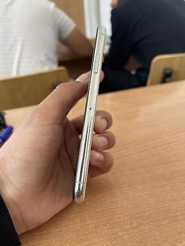 скупка iphone: IPhone Xs, Б/у, 64 ГБ, Серебристый, 81 % — 5