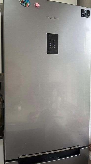 Холодильник Samsung, Б/у, Двухкамерный, No frost