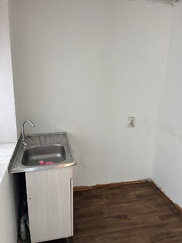 пратитутки ош: 15 м², Без мебели — 4