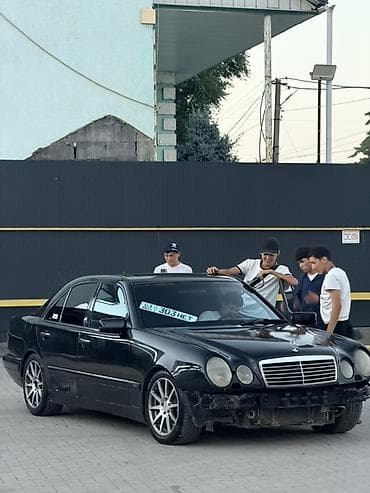 Продажа авто: Mercedes-Benz E-Class: 1997 г., 4.3 л, Автомат, Бензин, Седан — 2