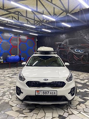 Kia Niro: 2020 г., 1.6 л, Робот, Гибрид, Кроссовер