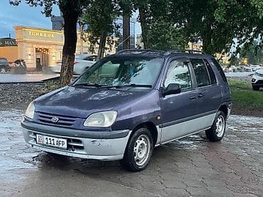 Toyota Raum: 1998 г., 1.5 л, Автомат, Бензин, Универсал
