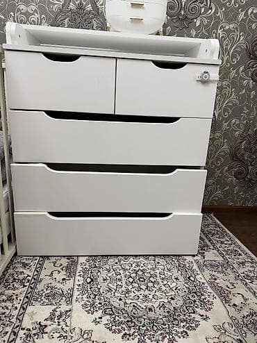 детские комоды: Детский комод, Б/у, С пеленальным столиком, цвет - Белый — 2